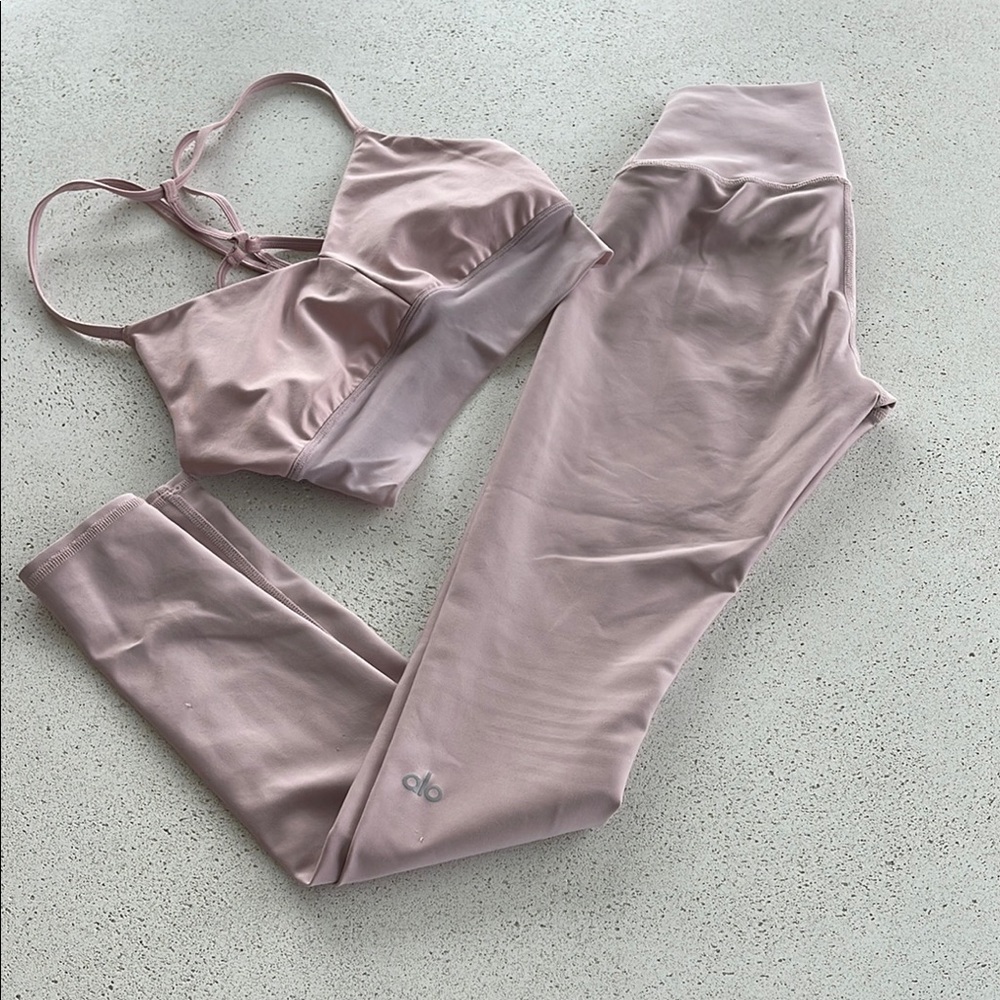 Women's Pink Alo Yoga Set - Top Size S, Bottom Size XS